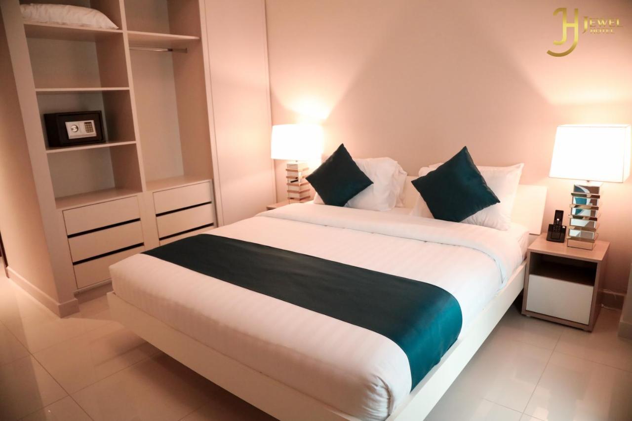 Sunday Luxury Downtown Adliya Formerly Jewel Hotel Манама Екстериор снимка
