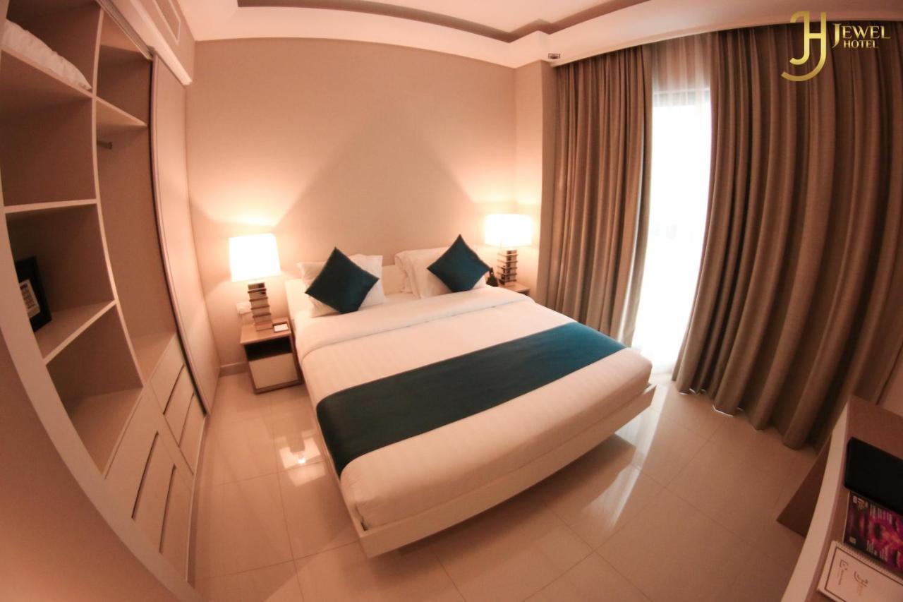 Sunday Luxury Downtown Adliya Formerly Jewel Hotel Манама Екстериор снимка