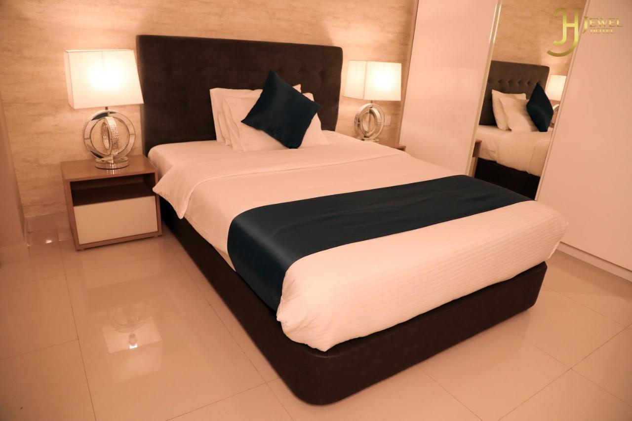 Sunday Luxury Downtown Adliya Formerly Jewel Hotel Манама Екстериор снимка