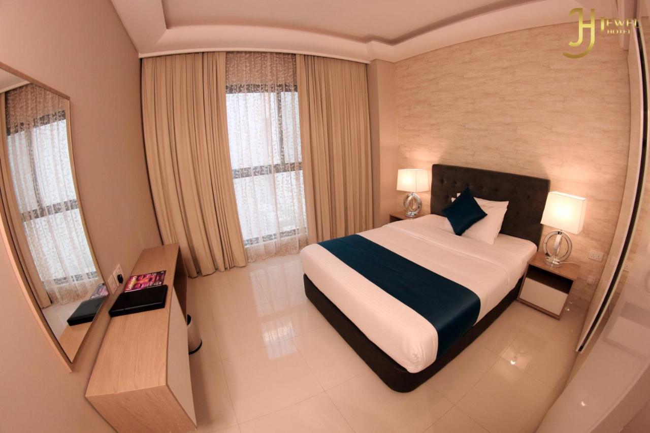 Sunday Luxury Downtown Adliya Formerly Jewel Hotel Манама Екстериор снимка