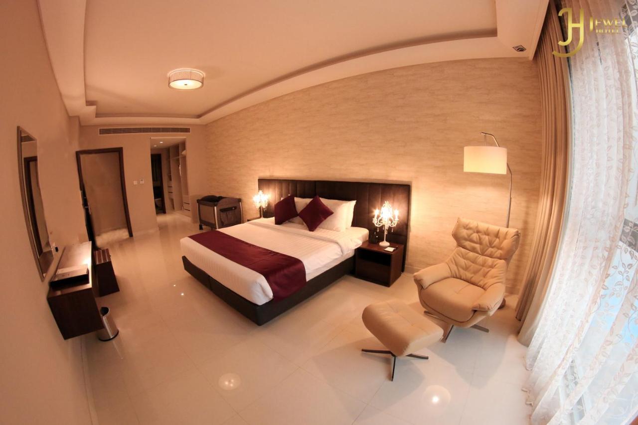 Sunday Luxury Downtown Adliya Formerly Jewel Hotel Манама Екстериор снимка