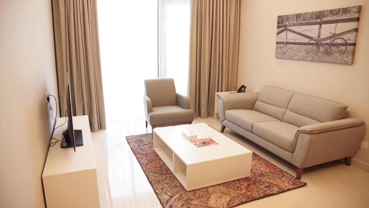 Sunday Luxury Downtown Adliya Formerly Jewel Hotel Манама Екстериор снимка