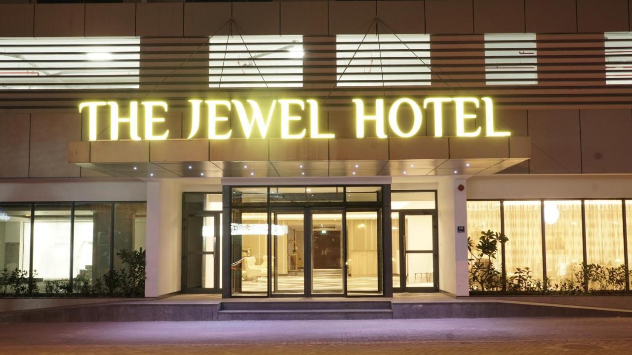 Sunday Luxury Downtown Adliya Formerly Jewel Hotel Манама Екстериор снимка